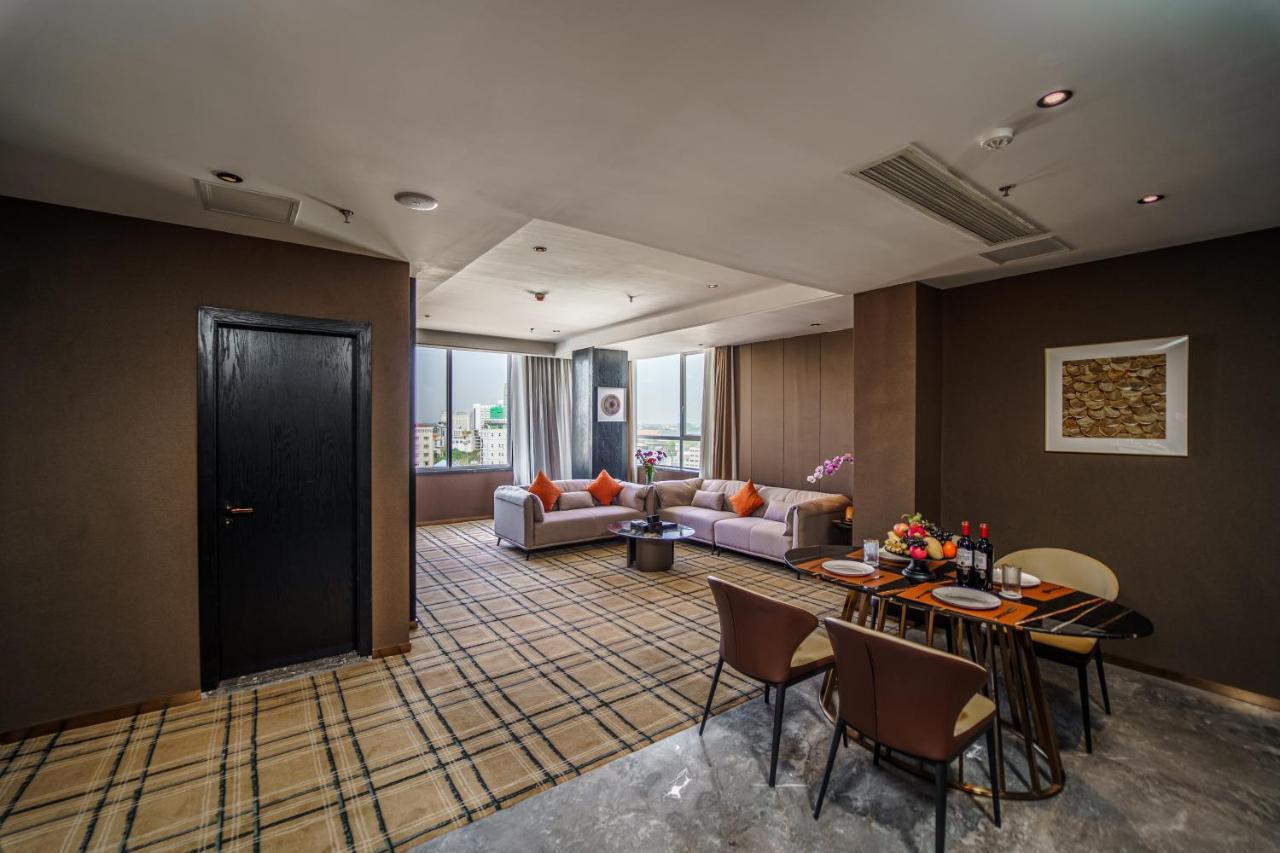 Ocean Hotel Пномпень Экстерьер фото